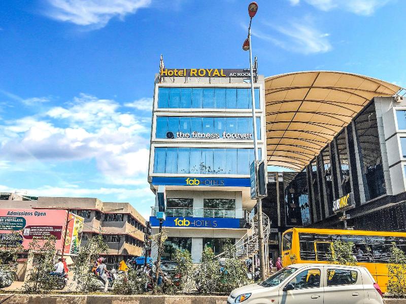 FabHotel Royal Residency Sama Savli Rd in Vadodara, India