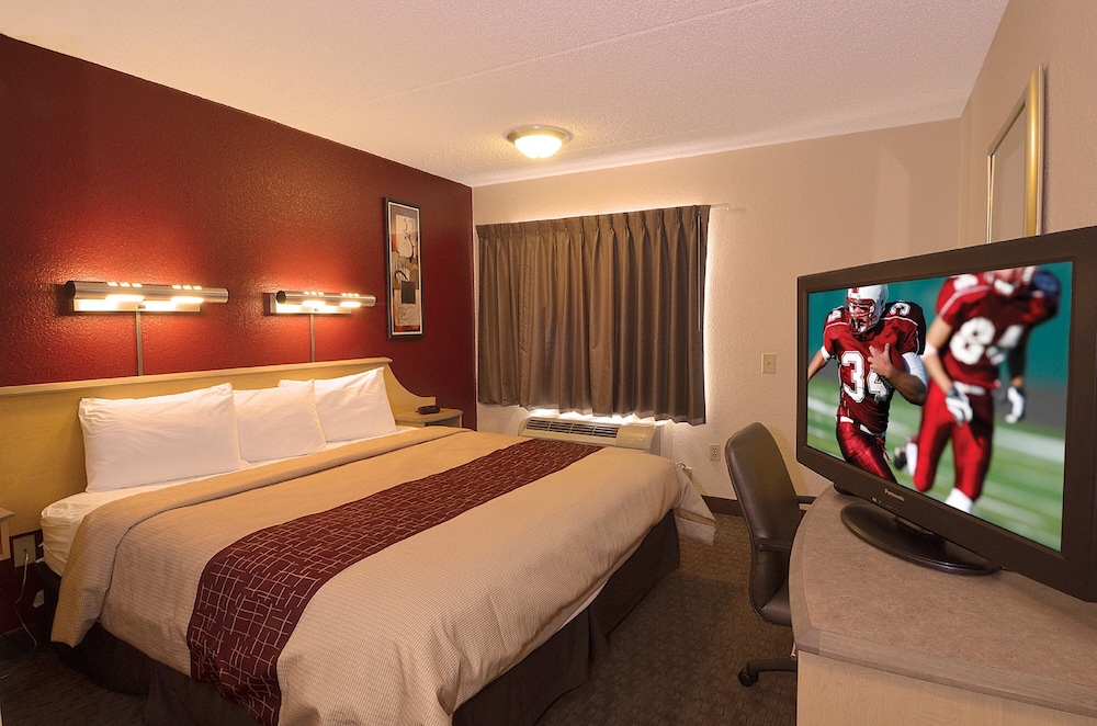 Red Roof Inn San Antonio Airport - photo 7