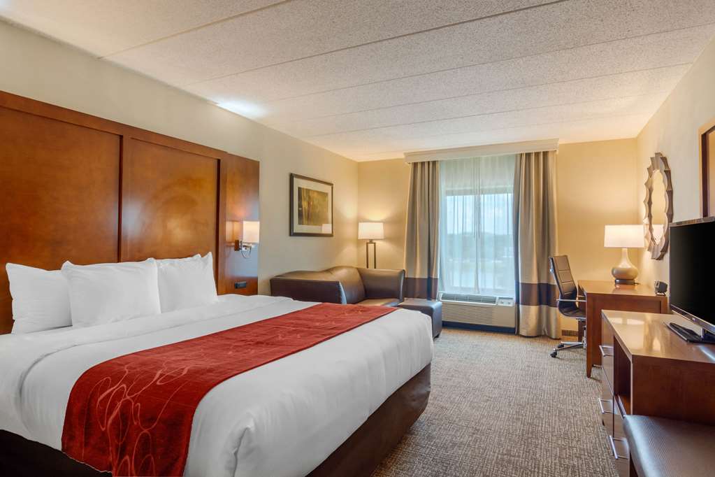 Comfort Suites South Park - photo 18