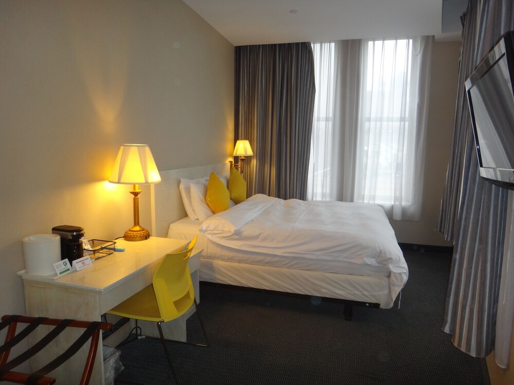 Soho Garden Hotel - photo 6