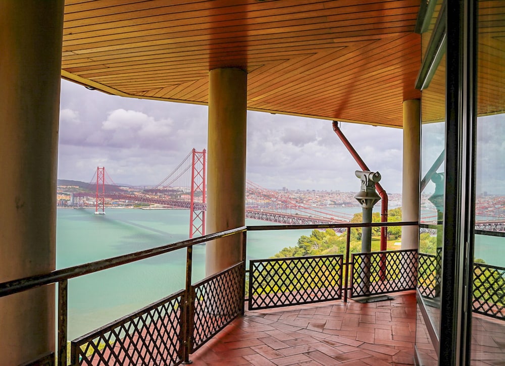 HI Almada Pousada Juventude Hostel in Almada, Portugal