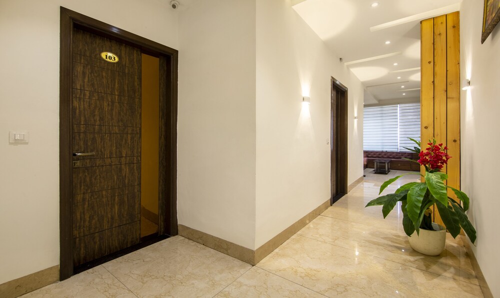 Itsy Hotels Sehdev Residency Near Golden Temple