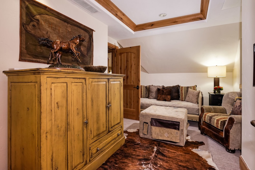 Colorado Lodge at the Ritz Carlton - photo 13