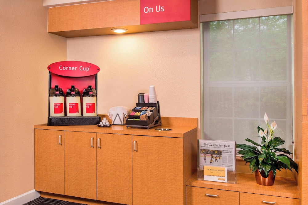 Towneplace Suites by Marriott Clinton at Joint Base Andrews - photo 24
