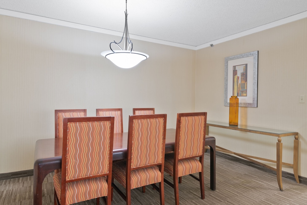 Harmony Suites Secaucus Meadowlands - photo 21