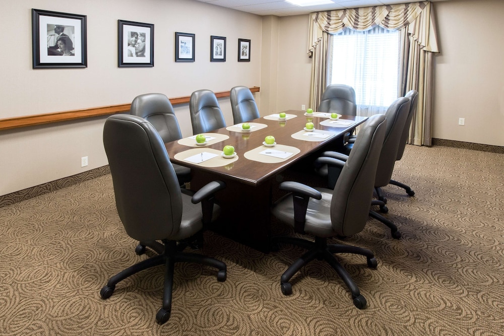 Hampton Inn Boston Norwood - photo 48