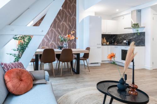 6 Bed Aircon House Diaz 60m2 many bedrooms — 4-Star Luxury Hotel in Tilburg, Netherlands