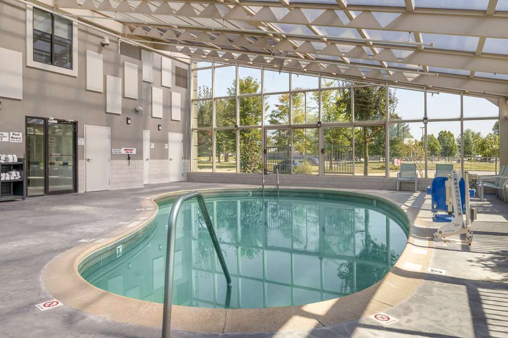 Best Western Plus Lafayette Hotel University Area - photo 37