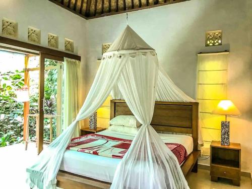 Cozy Wayan Sueta's Garden Villa 1 — 4-Star Luxury Hotel in Ubud, Indonesia