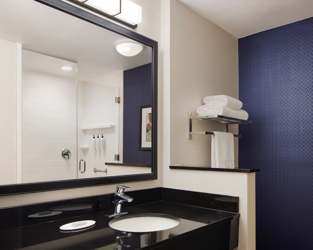 Fairfield Inn & Suites El Paso Airport - photo 13