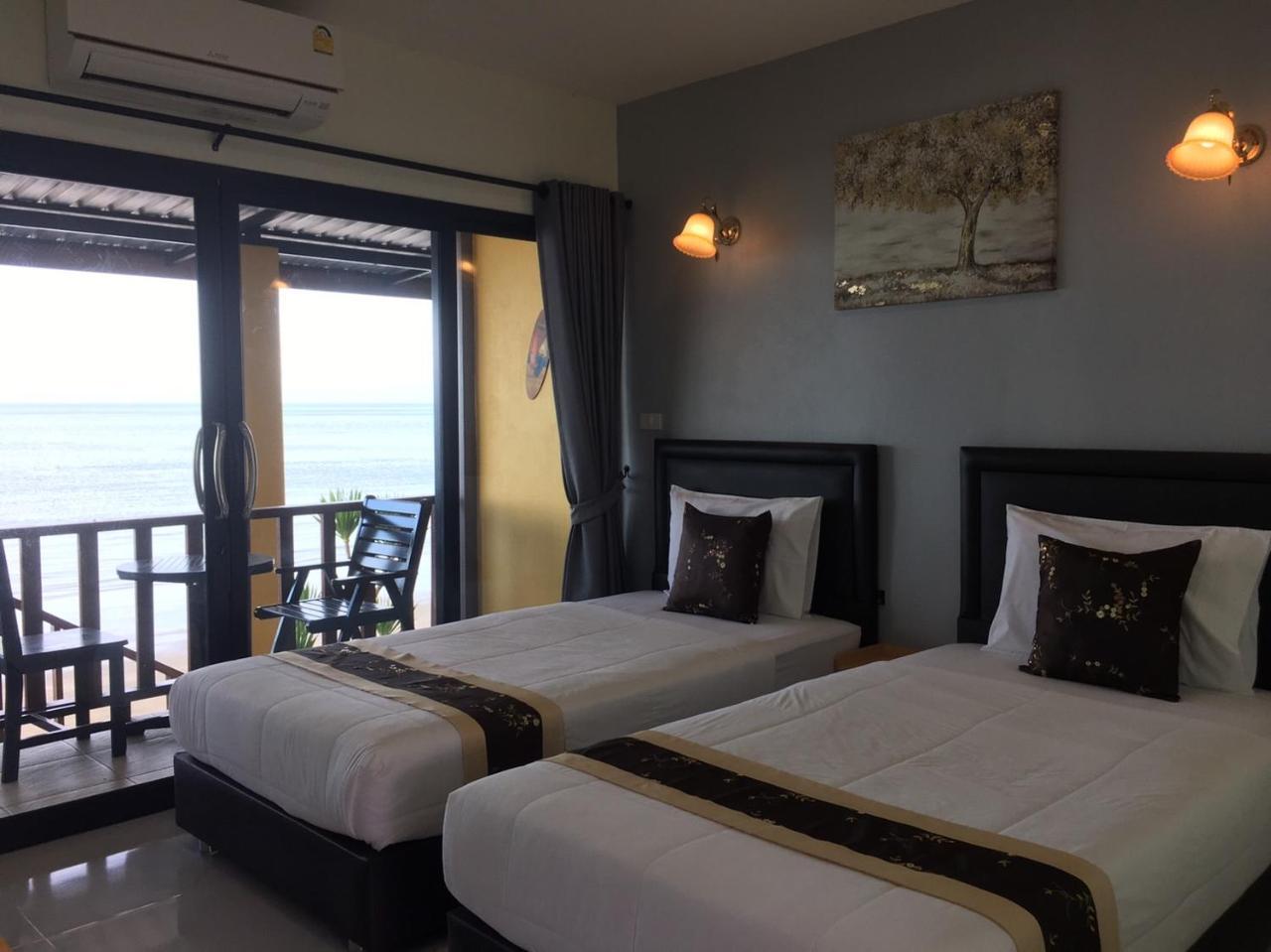 Ma Lay Resort in Don Sak, Thailand