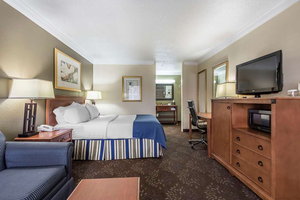 Clarion Inn Morgan City - photo 17
