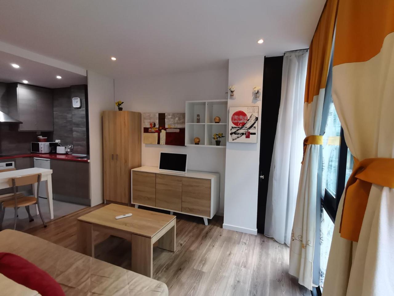 Apartamento Carreira Sada — 4-Star Luxury Hotel in Sada, Spain