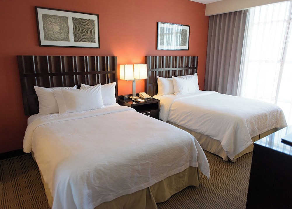 Embassy Suites Ontario Airport - photo 2
