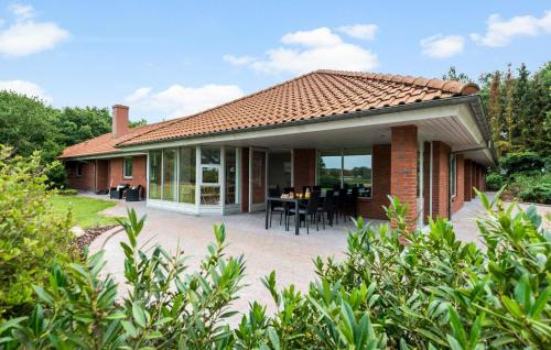 Nice Home In Grindsted With Wifi — 5-Star Luxury Hotel in Grindsted, Denmark