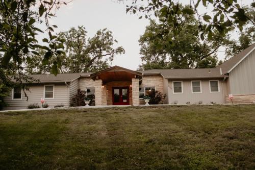 Sonlit Retreats - last minute hotel in Unknown City