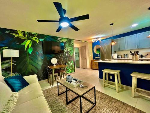 The Amazon at Holiday Park near Las Olas Beach — 4-Star Luxury Hotel in Fort Lauderdale, United States