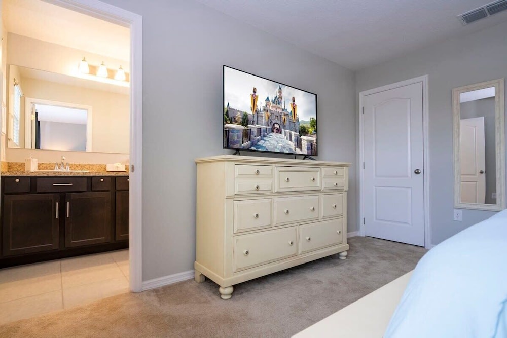 Stunning 3bd Close To Disney at Fiesta Key 4764 - photo 4