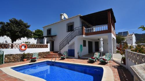 Casa Carrerilla by Casitas Select — 4-Star Luxury Hotel in Frigiliana, Spain