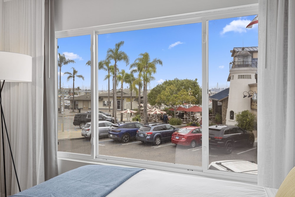 Sea Harbor Hotel - photo 48