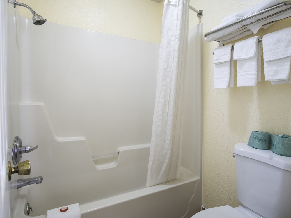Nendels Inn & Suites - photo 31