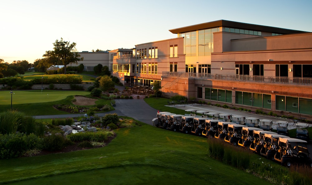 Eaglewood Resort and Spa - photo 56