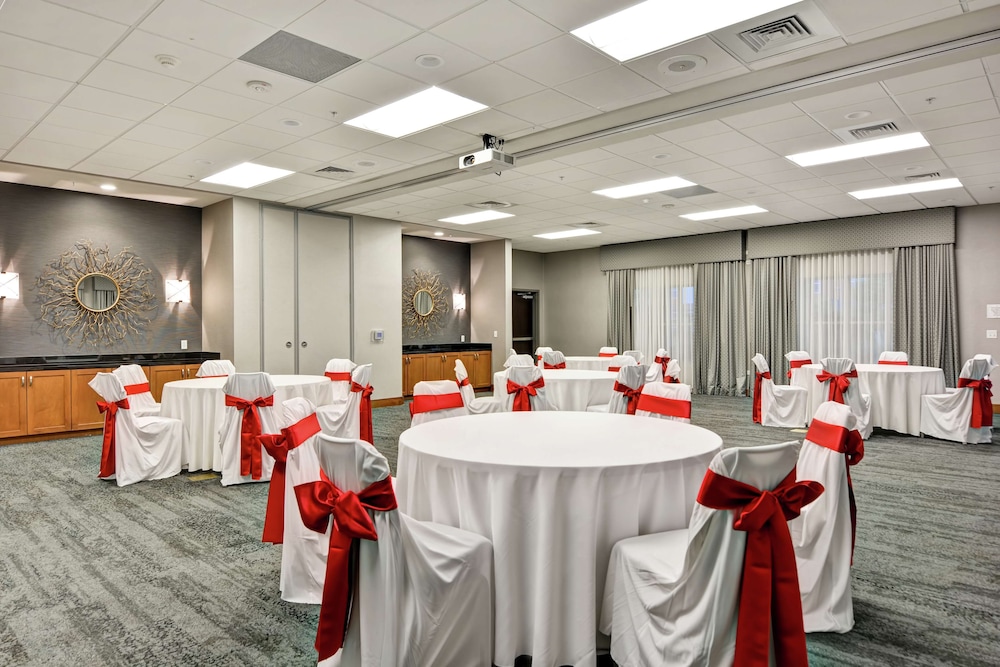 Homewood Suites by Hilton TechRidge Parmer @ I 35 - photo 37