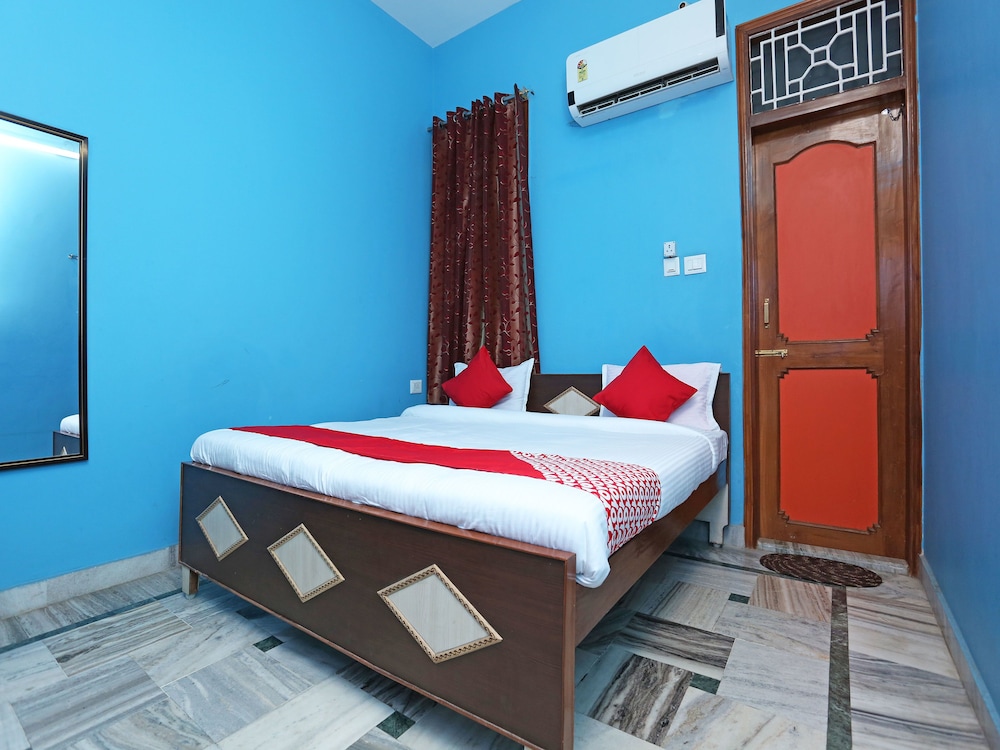 Oyo 12133 Hotel Shanti