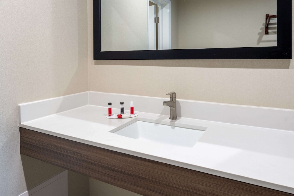 Ramada by Wyndham Modesto Yosemite Area - photo 30