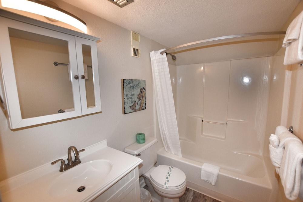 0804 Waters Edge Resort 1 Bedroom Condo - photo 19