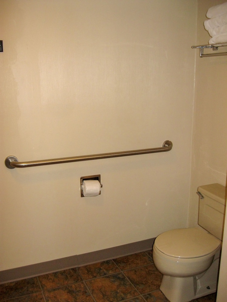 Cedar Hill Lodge - photo 34