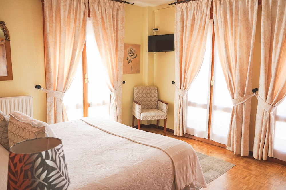 Hostal Docar — Lerma — photo 3