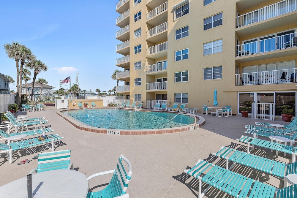 PT608 Ponce de Leon Towers by RedAwning - photo 19