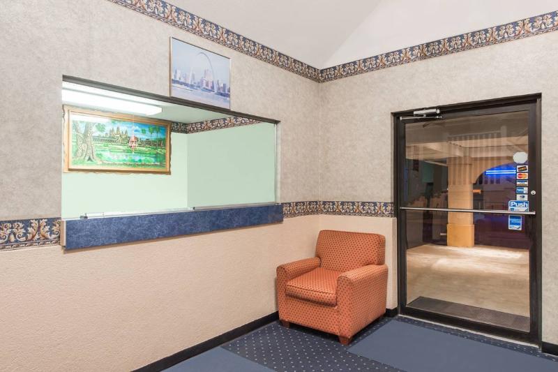Knights Inn Wentzville MO - photo 29