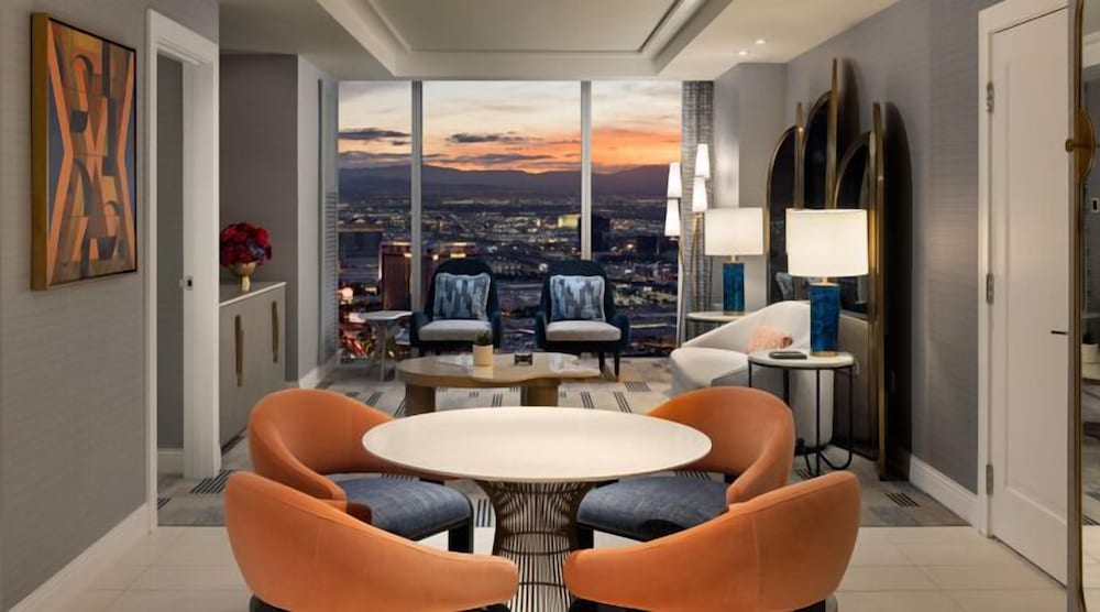 Fontainebleau Las Vegas - photo 23