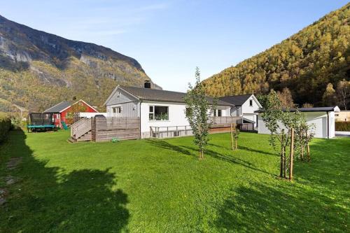 Fint hus i Flåm - last minute hotel in Unknown City
