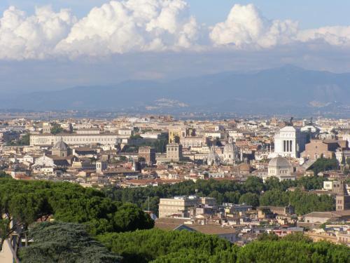 Villa Maria — 4-Star Luxury Hotel in Rome, Italy
