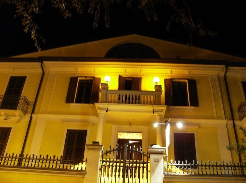 B And B Santa Chiara 5126784 — Sulmona