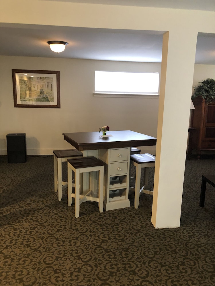 Stroudsmoor Country Inn - photo 43