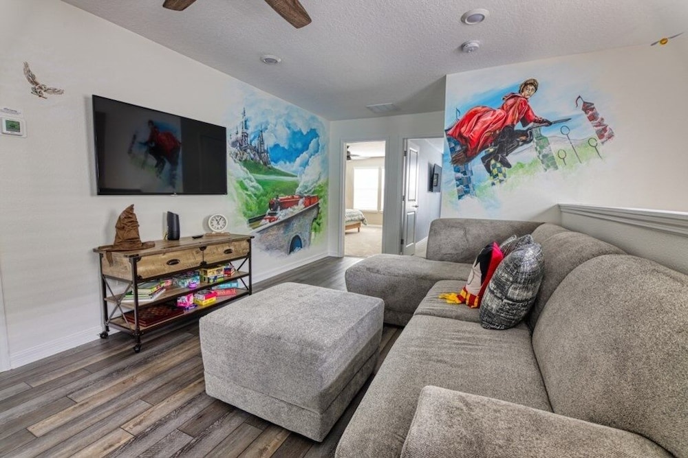 Daniel's Townhome Getaway At Windsor Island Resort 5 Bedroom Townhouse by Redawning Davenport - photo 28