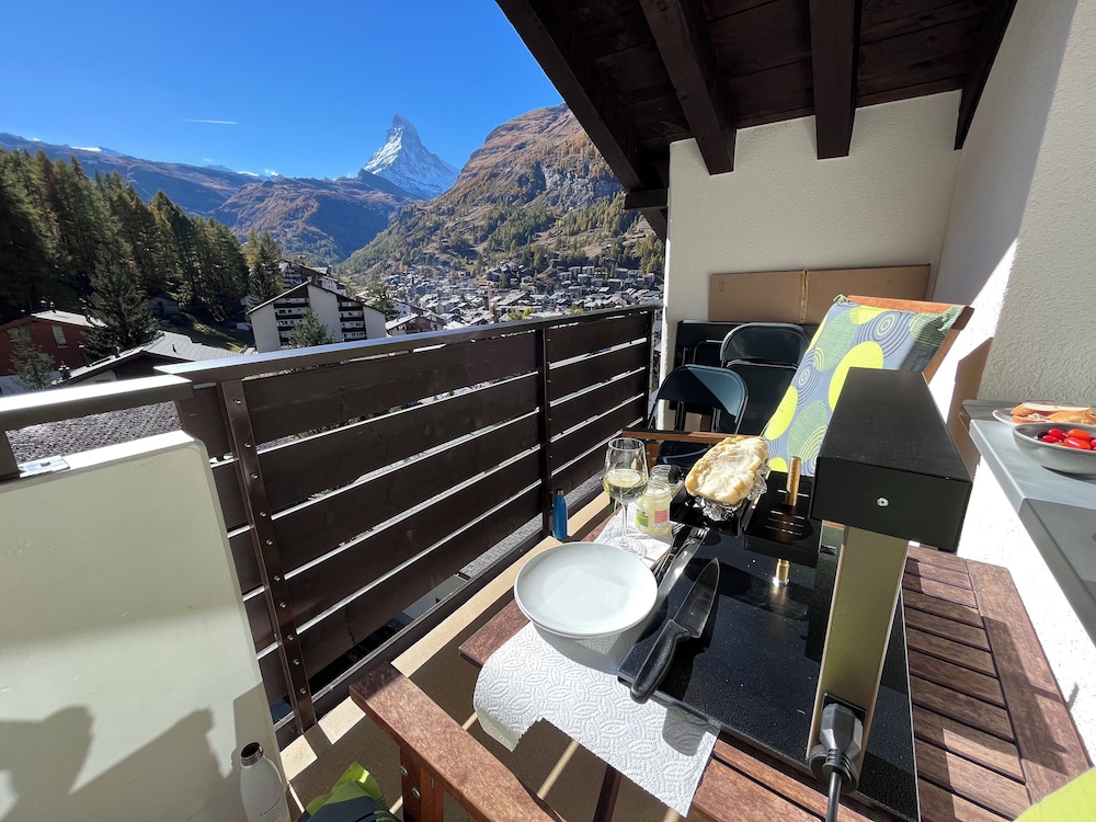 The Nest great overview — 4-Star Luxury Hotel in Zermatt, Switzerland