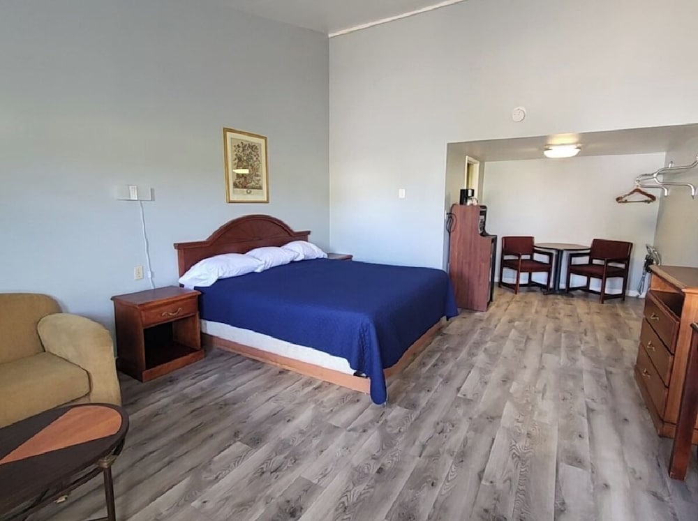 Welcome Inn And Suites - photo 12
