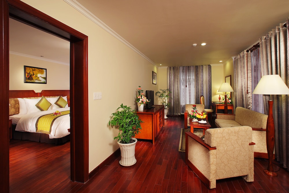 First Hotel — 4-Star Luxury Hotel in Ho Chi Minh City, Vietnam