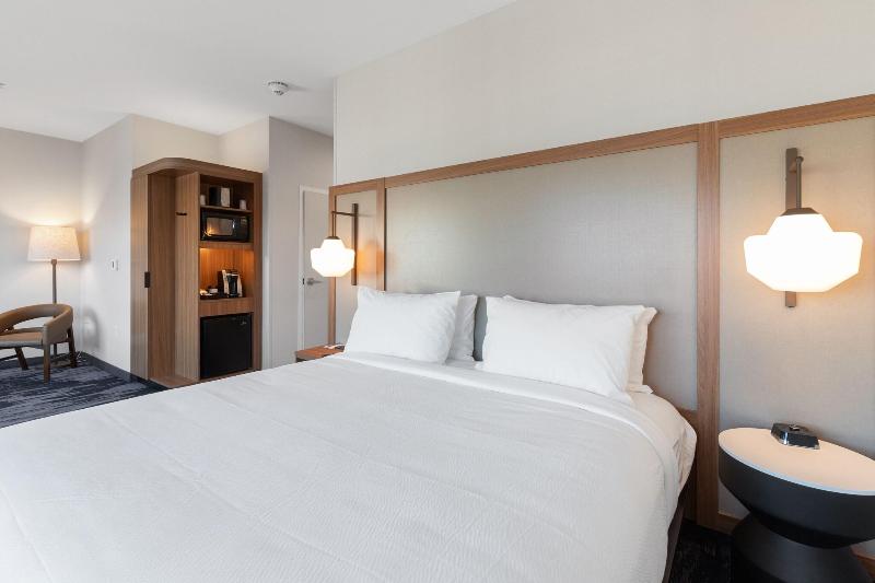 Fairfield Inn & Suites San Francisco Pacifica - photo 50