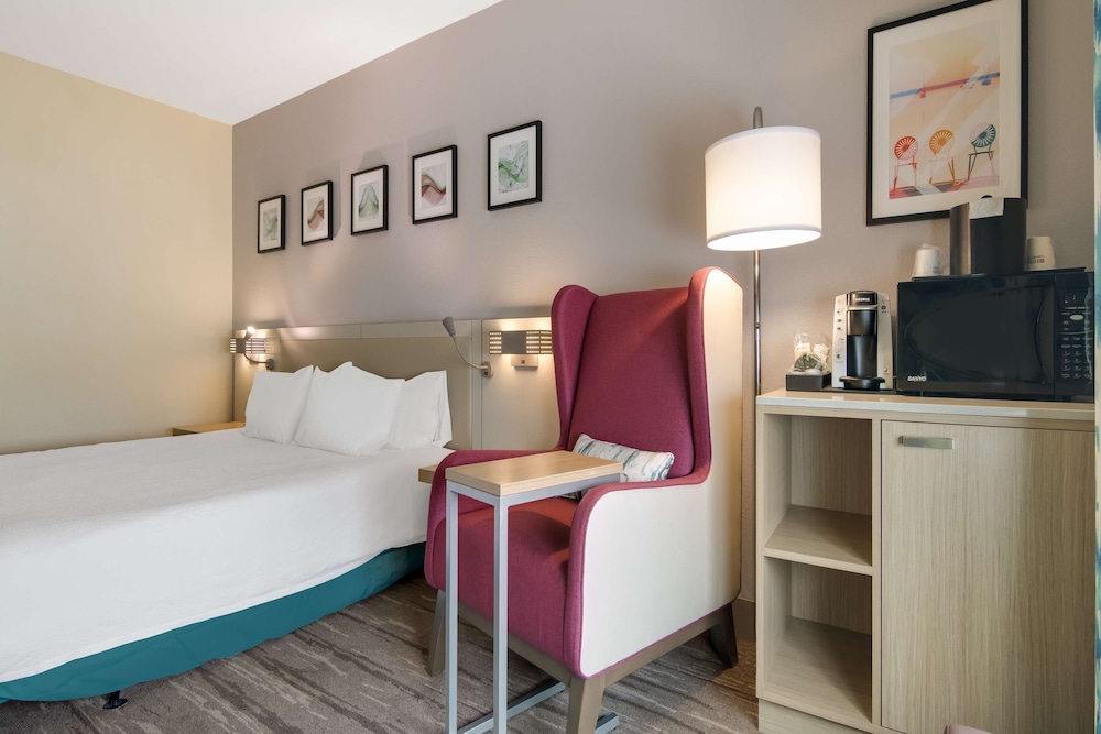 Hilton Garden Inn Madison West Middleton - photo 17