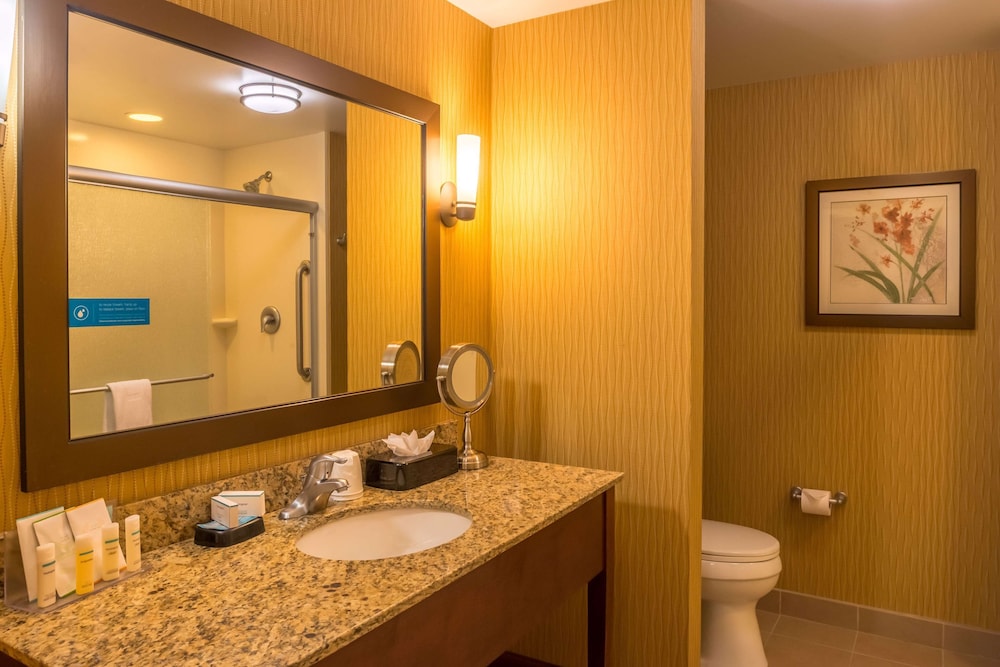 Hampton Inn & Suites Boulder North - photo 29