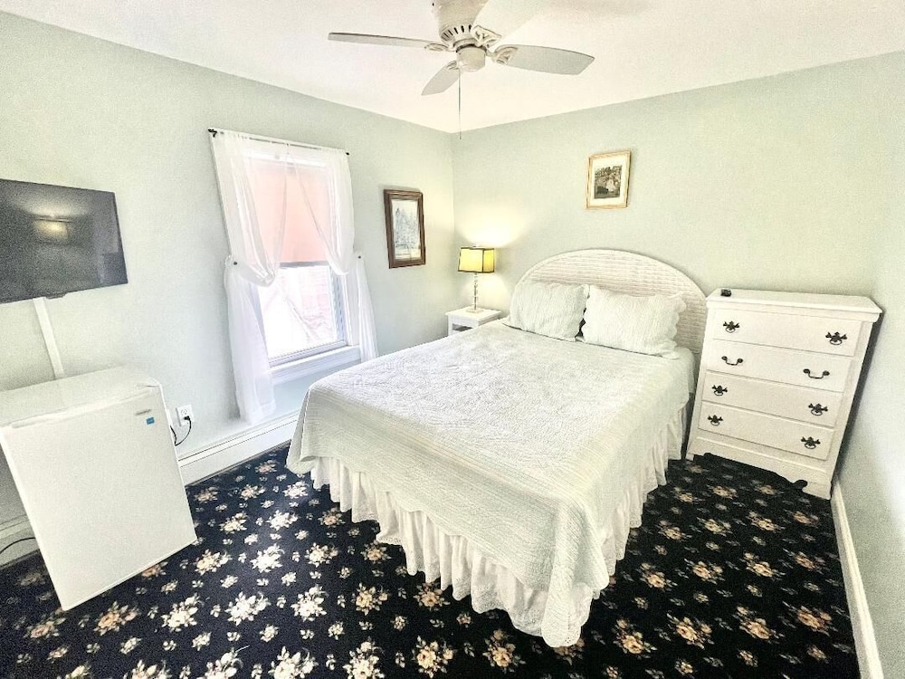 Quaker Inn - photo 10