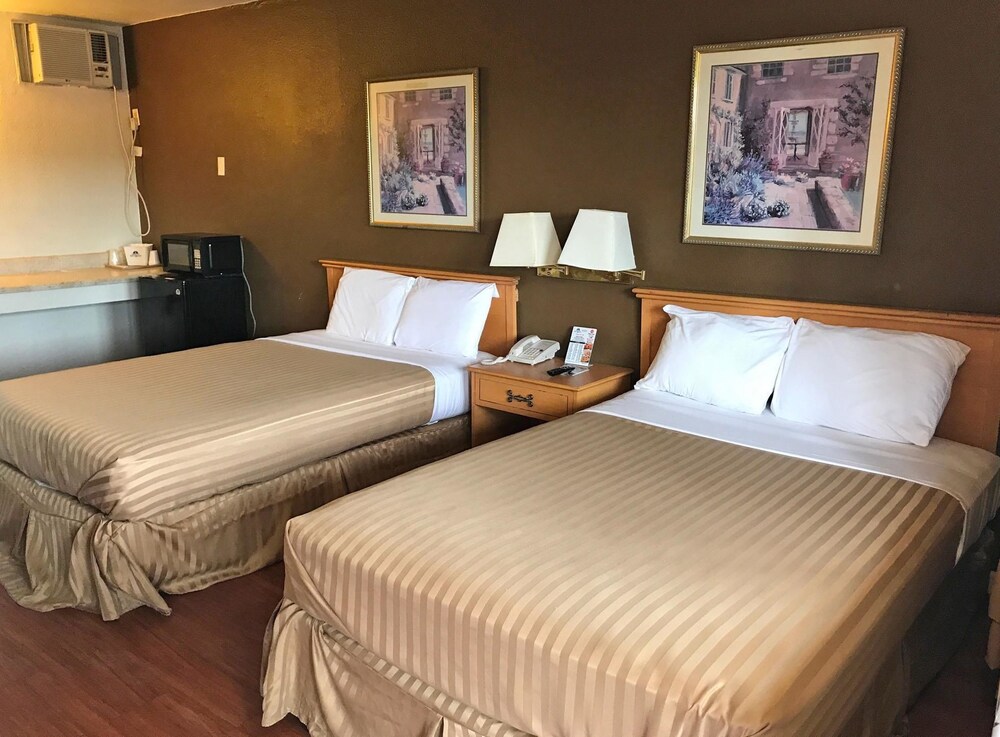 Americas Best Value Inn Holbrook - photo 7