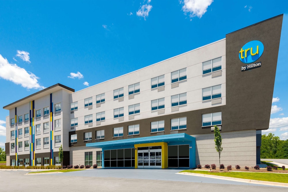 Tru by Hilton Spartanburg - featured photo