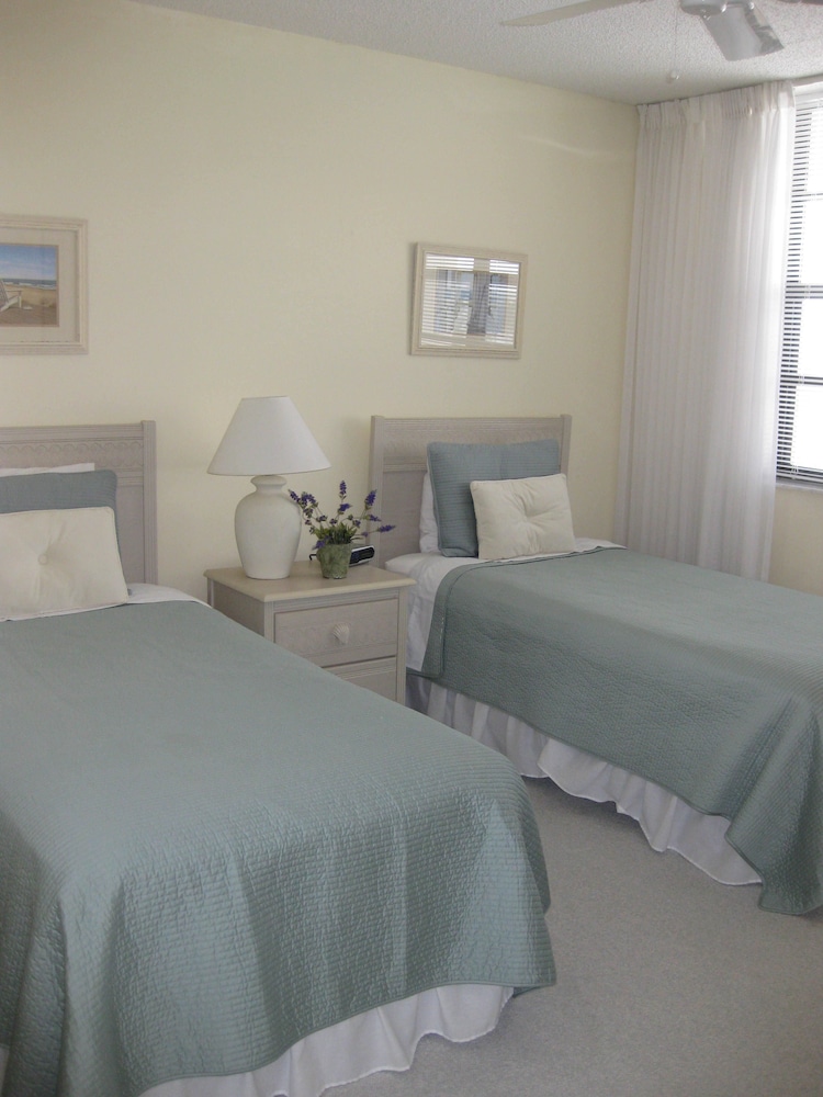 South Seas Tower 3 606 in Marco Island, United States